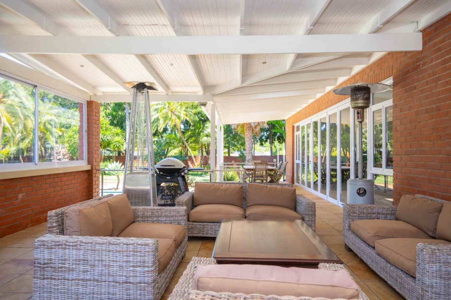 5 Bedroom Property for Sale in Walmer Eastern Cape